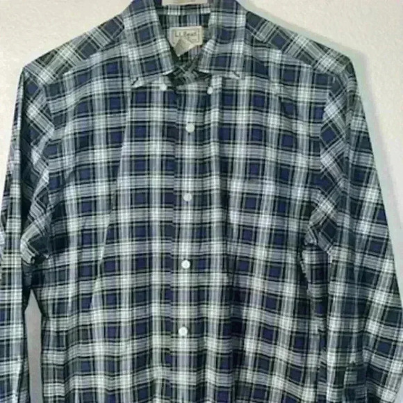 LL Bean Wrinkle Free Men’s Slightly Fitted Long Sleeve Button Down Shirt - Picture 2 of 4